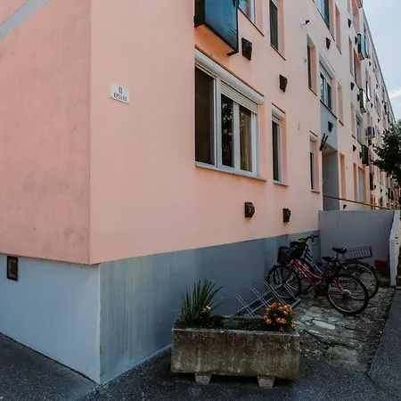 Alfoldi Apartman Apartmán